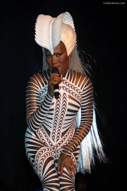 Grace Jones photo 12 of 64