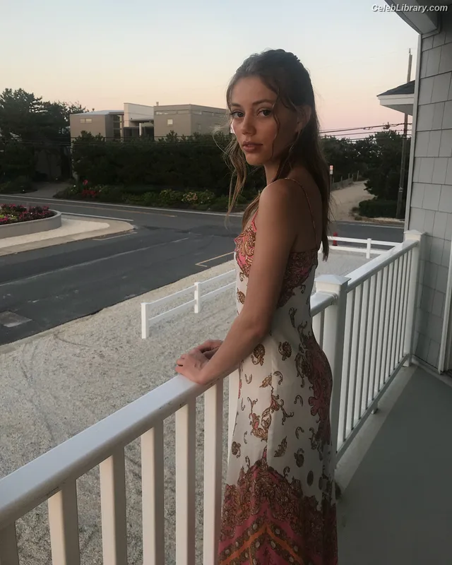 Grace van dien photo 19 of 202