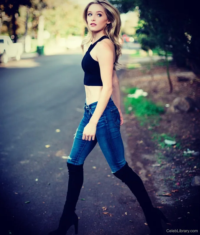 Greer Grammer photo 21 of 29