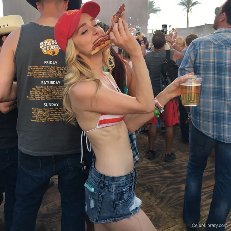 Greer Grammer photo 24 of 29