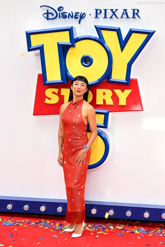 Greta Lee photo 10 of 103
