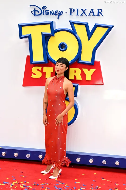 Greta Lee photo 11 of 103