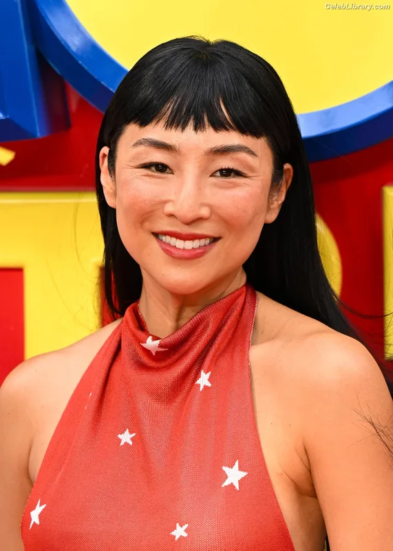 Greta Lee photo 13 of 103