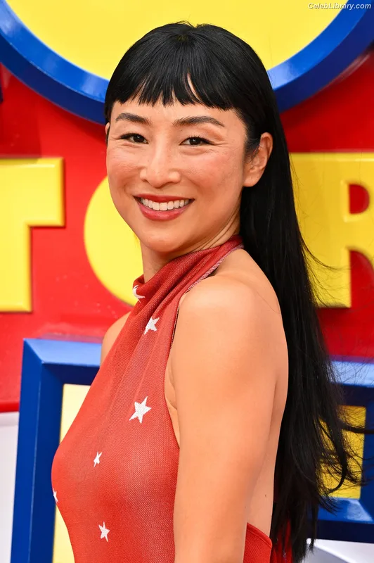 Greta Lee photo 14 of 103