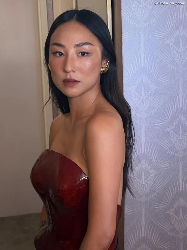 Greta Lee photo 9 of 103
