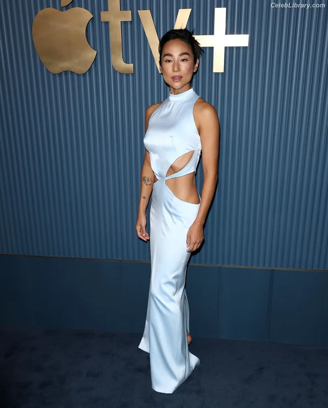 Greta Lee photo 17 of 103