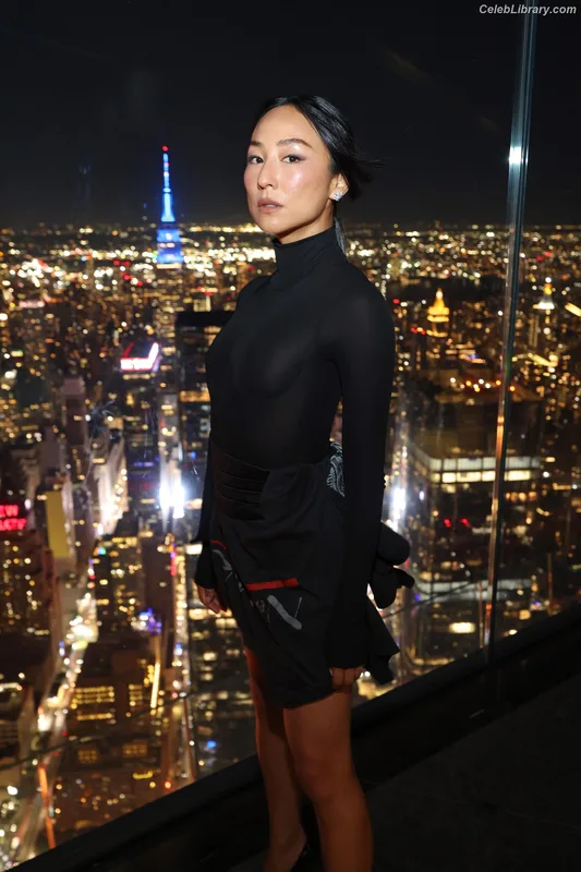 Greta Lee photo 20 of 103