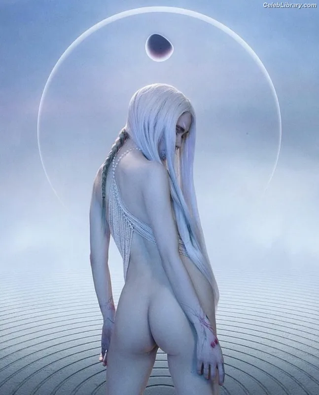 Grimes photo 9 of 197