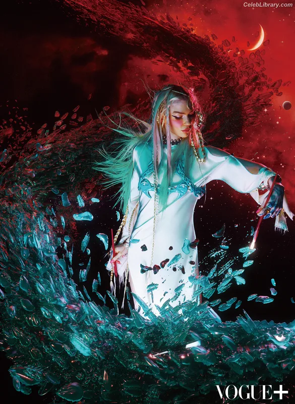 Grimes photo 18 of 197