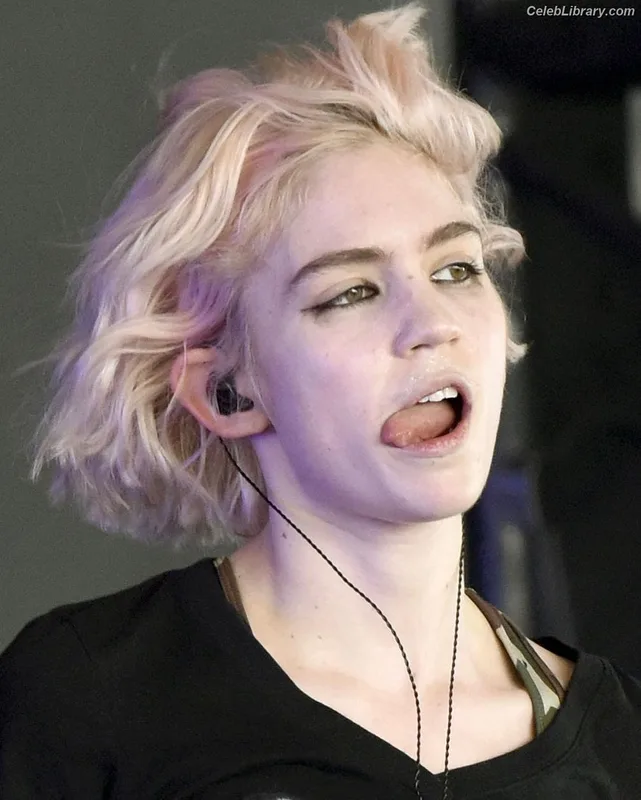 Grimes photo 1 of 197