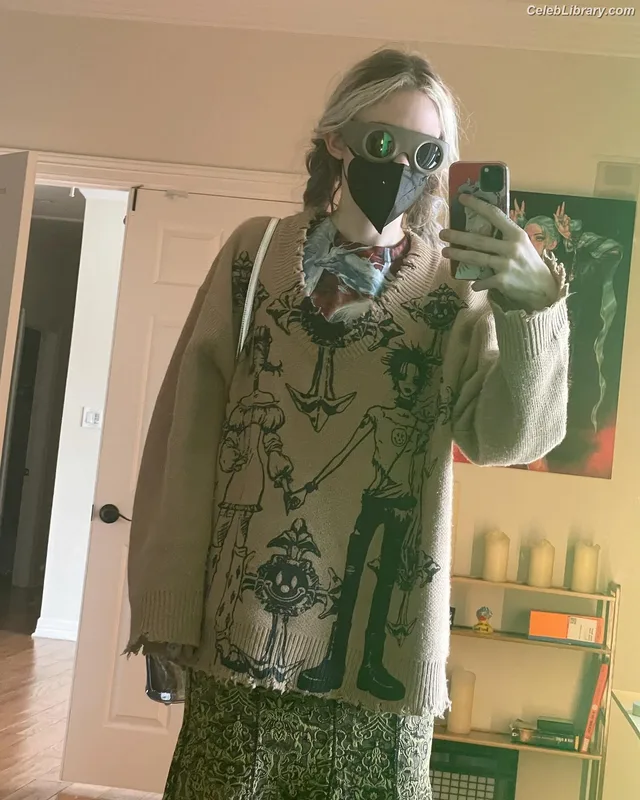 Grimes photo 4 of 197
