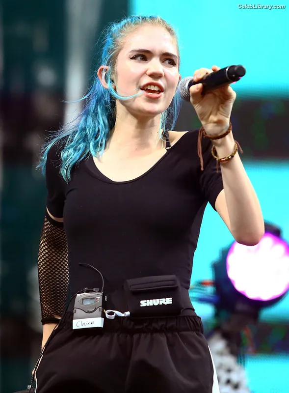 Grimes photo 8 of 197