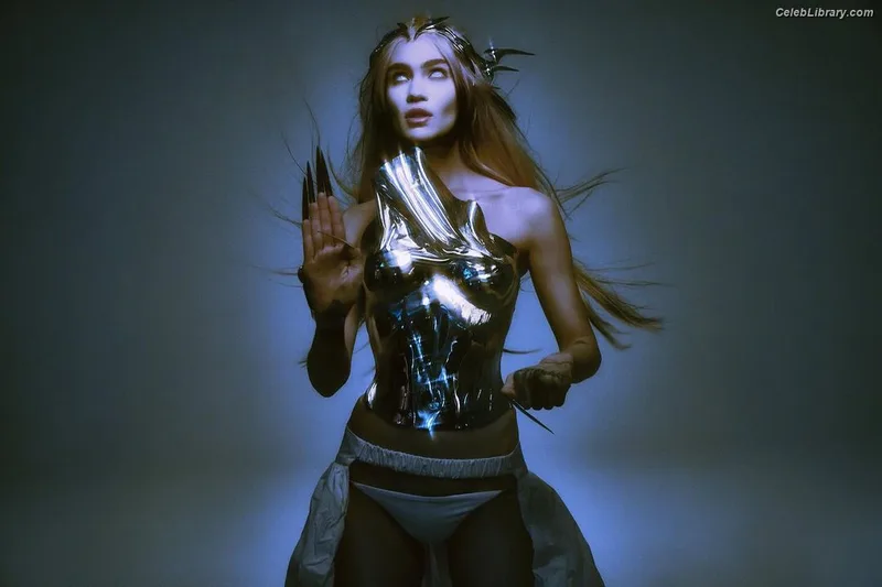 Grimes photo 10 of 197