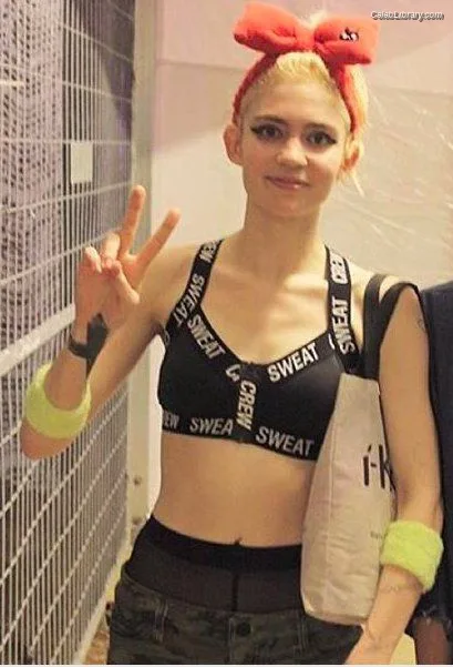 Grimes photo 16 of 197