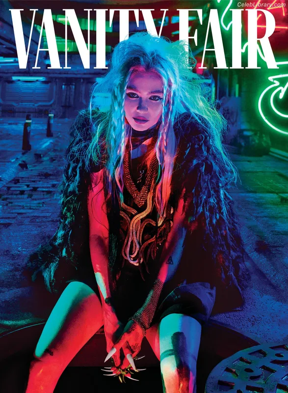 Grimes photo 18 of 197
