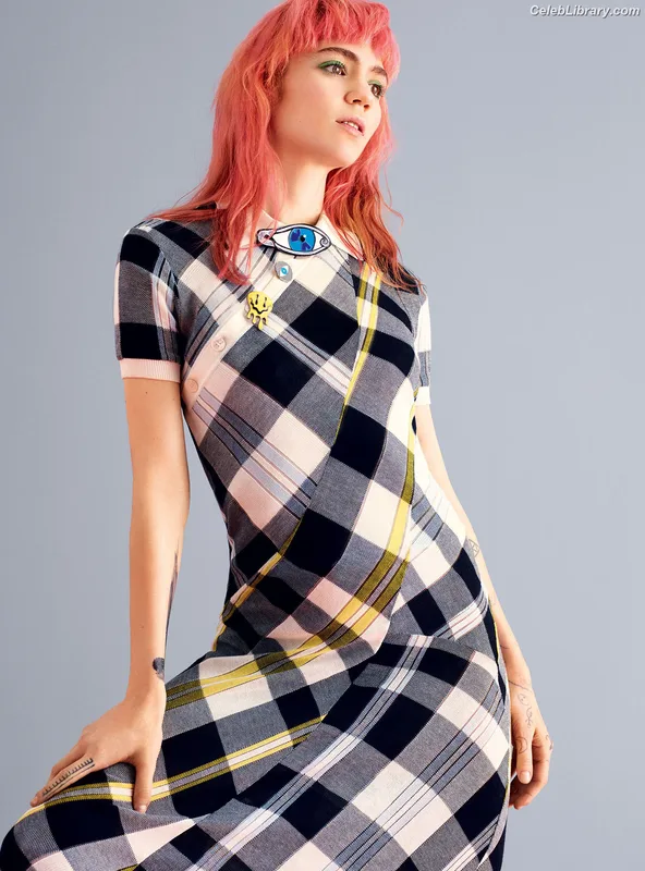 Grimes photo 6 of 197