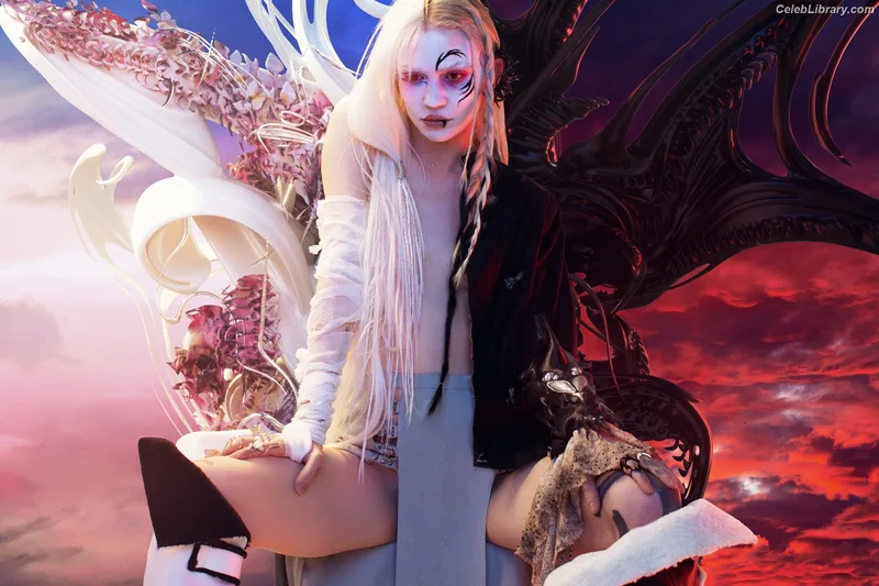 Grimes photo 11 of 197