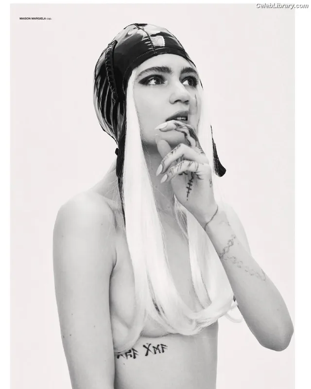 Grimes photo 14 of 197