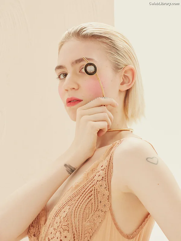 Grimes photo 6 of 197