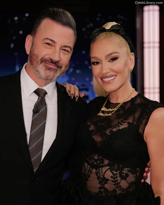 Gwen Stefani photo 7 of 163