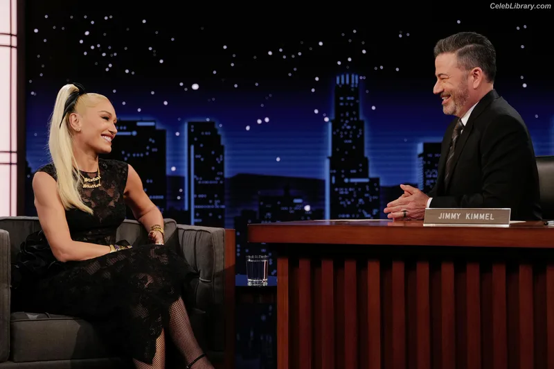 Gwen Stefani photo 10 of 163