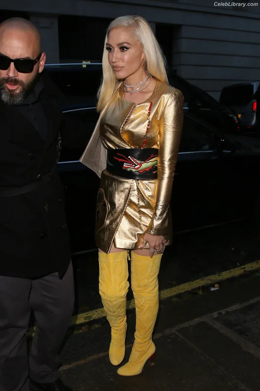 Gwen Stefani photo 3 of 163