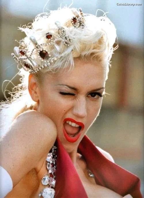 Gwen Stefani photo 15 of 163