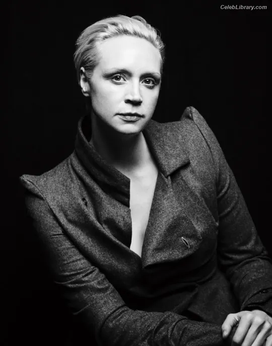 Gwendoline Christie photo 10 of 94