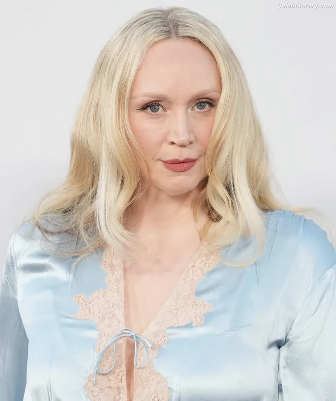 Gwendoline Christie photo 15 of 95