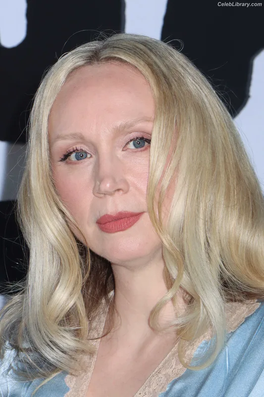 Gwendoline Christie photo 18 of 95