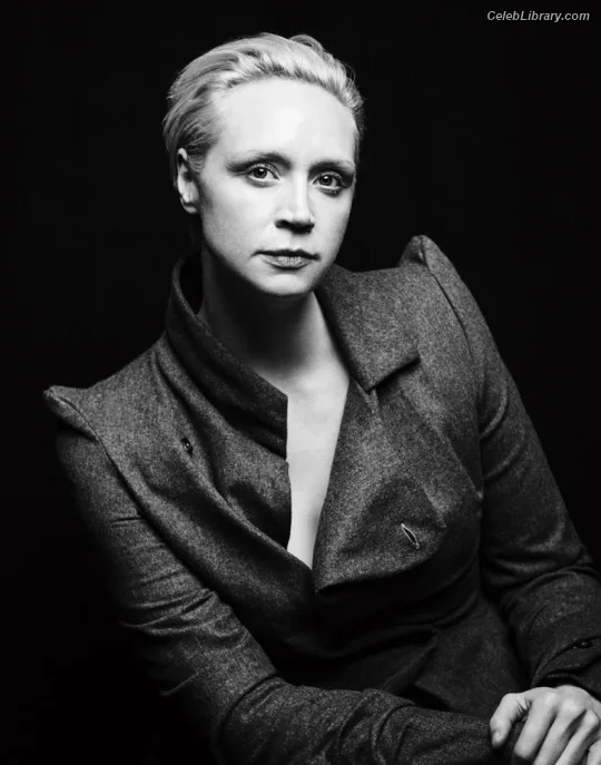 Gwendoline Christie photo 10 of 95