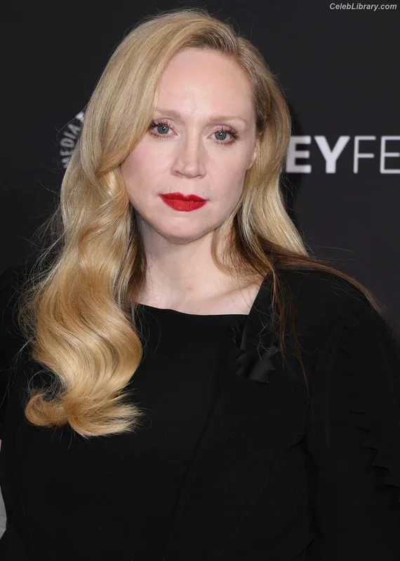 Gwendoline Christie photo 19 of 95