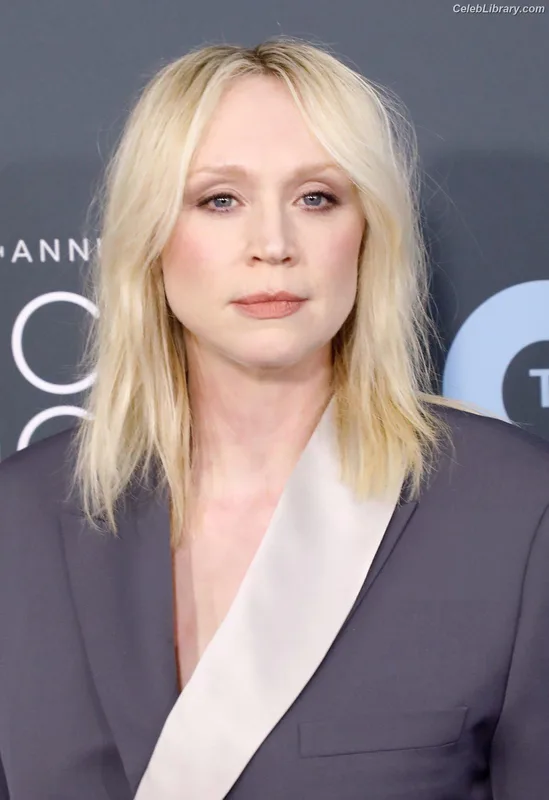 Gwendoline Christie photo 1 of 95