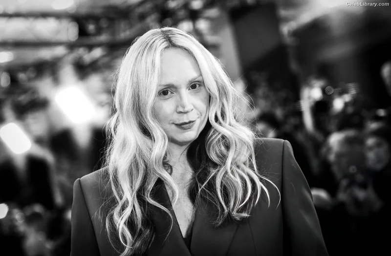 Gwendoline Christie photo 12 of 95