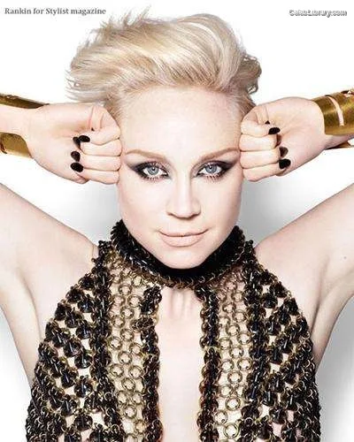 Gwendoline Christie photo 23 of 95
