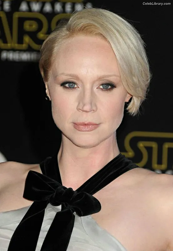 Gwendoline Christie photo 14 of 95