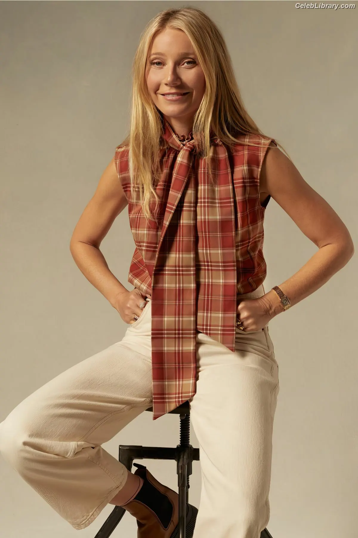 Gwyneth Paltrow photo 24 of 297