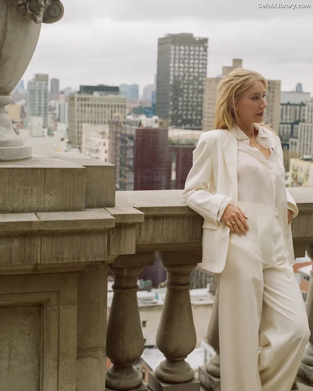 Gwyneth Paltrow photo 12 of 298