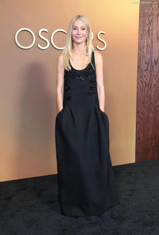 Gwyneth Paltrow photo 6 of 298