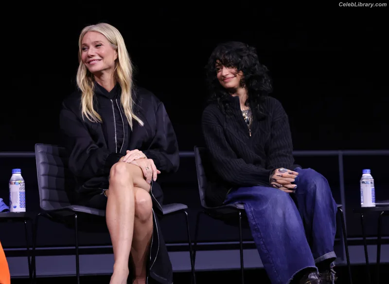 Gwyneth Paltrow photo 6 of 298