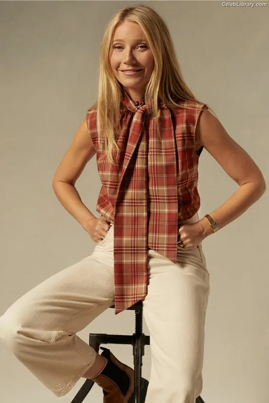 Gwyneth Paltrow photo 24 of 298