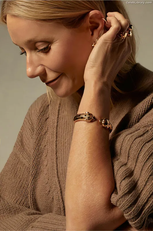 Gwyneth Paltrow photo 6 of 298