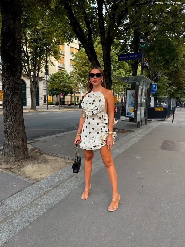 Hadise photo 15 of 320