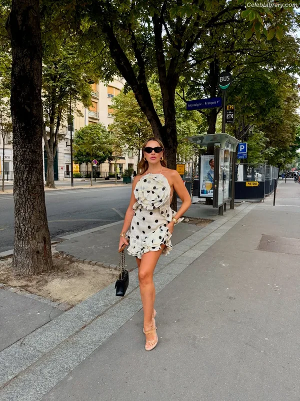 Hadise photo 17 of 320