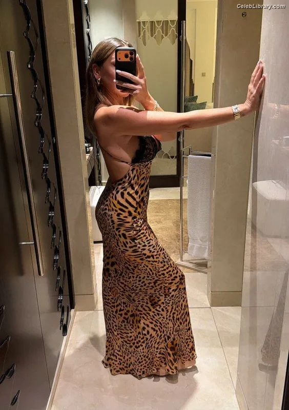 Hadise photo 18 of 320