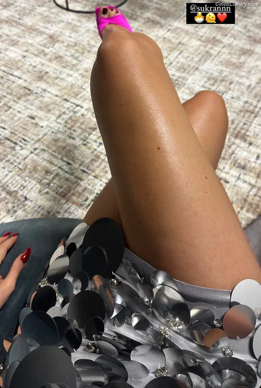 Hadise photo 7 of 320