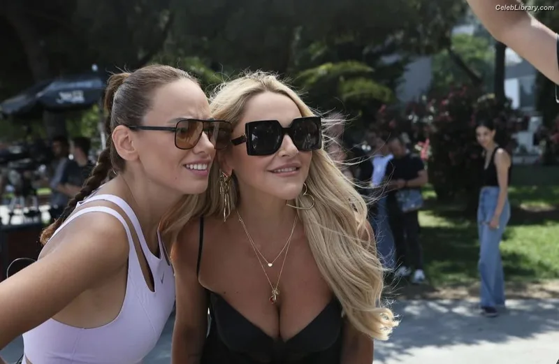 Hadise photo 3 of 320