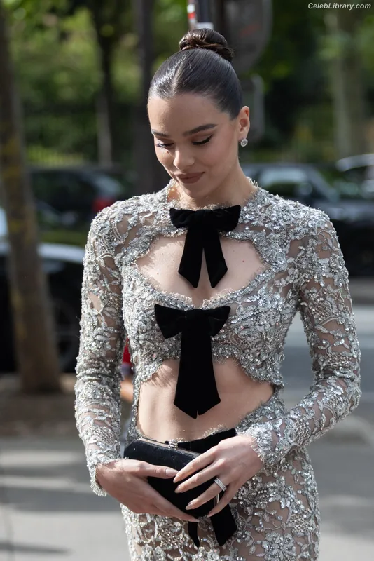 Hailee Steinfeld photo 22 of 1042