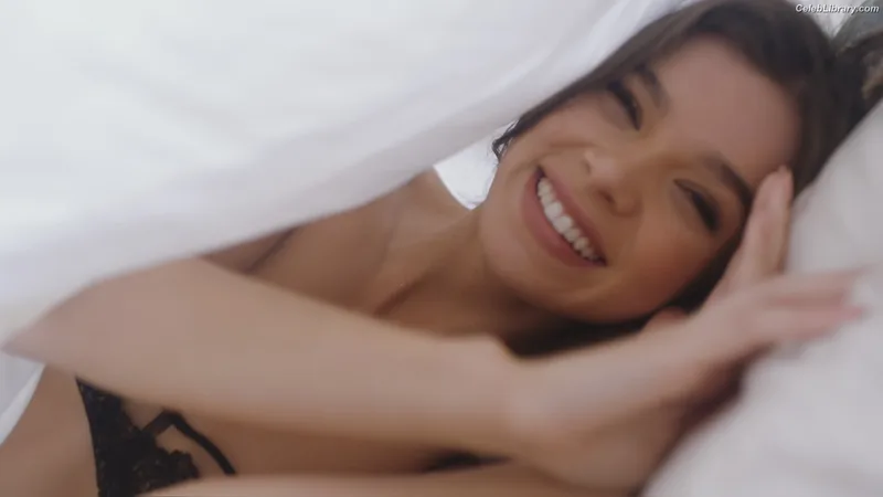 Hailee Steinfeld photo 17 of 1042