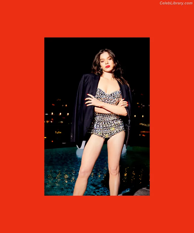 Hailee Steinfeld photo 23 of 1042